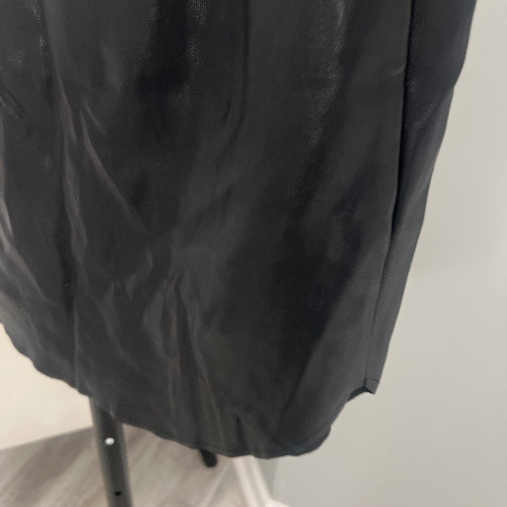 Guess Faux leather skirt